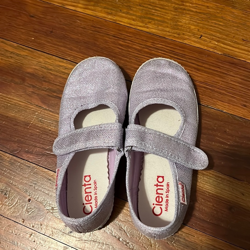 Little girls light purple glitter Cientas